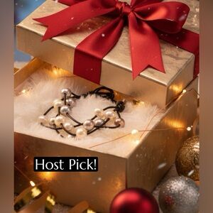 Pearl & leather bracelet Host Pick!!🎉